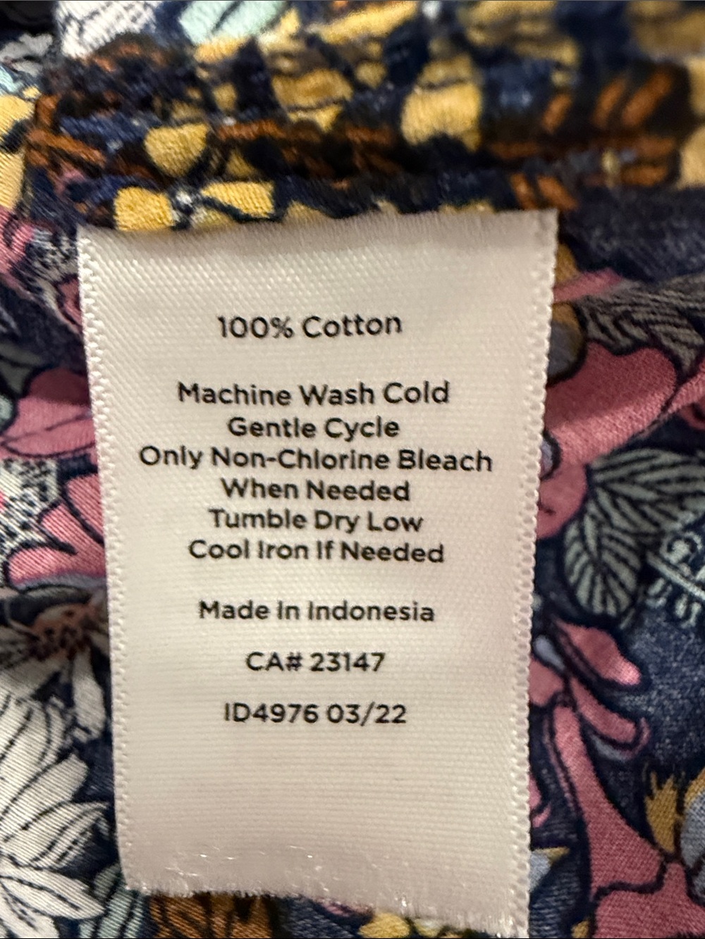 Talbots Floral Ruffle-Neck Button-Front Floral Medium - Picture 4 of 4